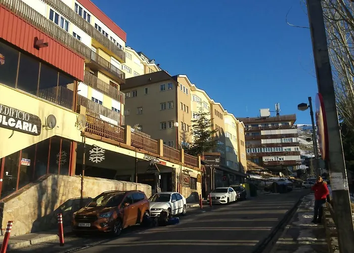 Edificio Europa Con Vistas Al Veleta